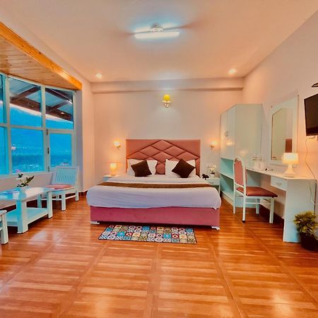Hadimba Hill View By Hadimba Palace, Manali - Premium Room ! Family Hotel ! Parking ! Near Hadimba Temple Buitenkant foto