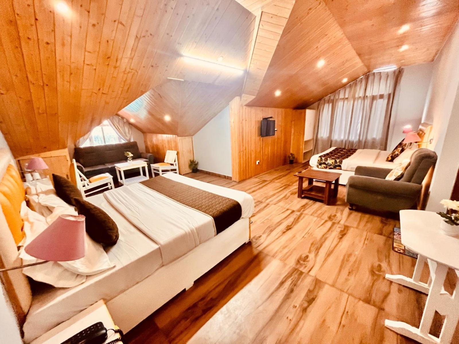 Hadimba Hill View By Hadimba Palace, Manali - Premium Room ! Family Hotel ! Parking ! Near Hadimba Temple Buitenkant foto