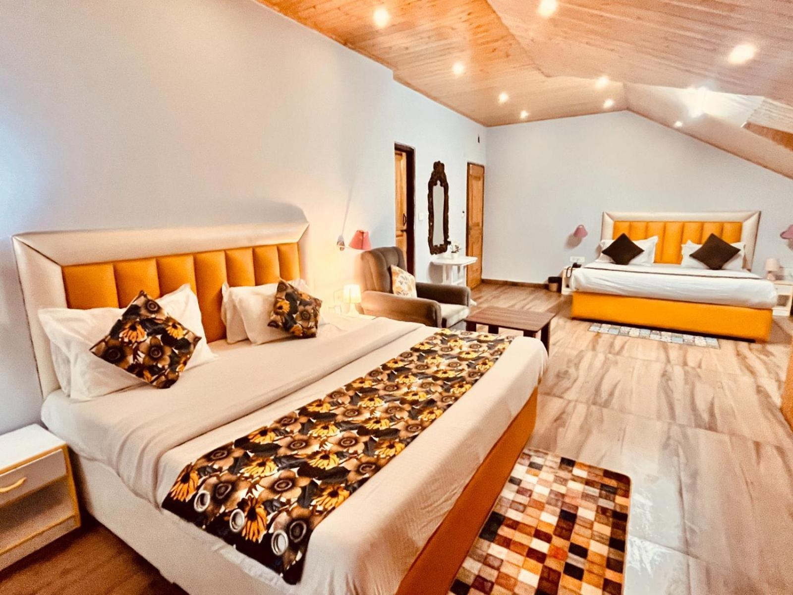 Hadimba Hill View By Hadimba Palace, Manali - Premium Room ! Family Hotel ! Parking ! Near Hadimba Temple Buitenkant foto