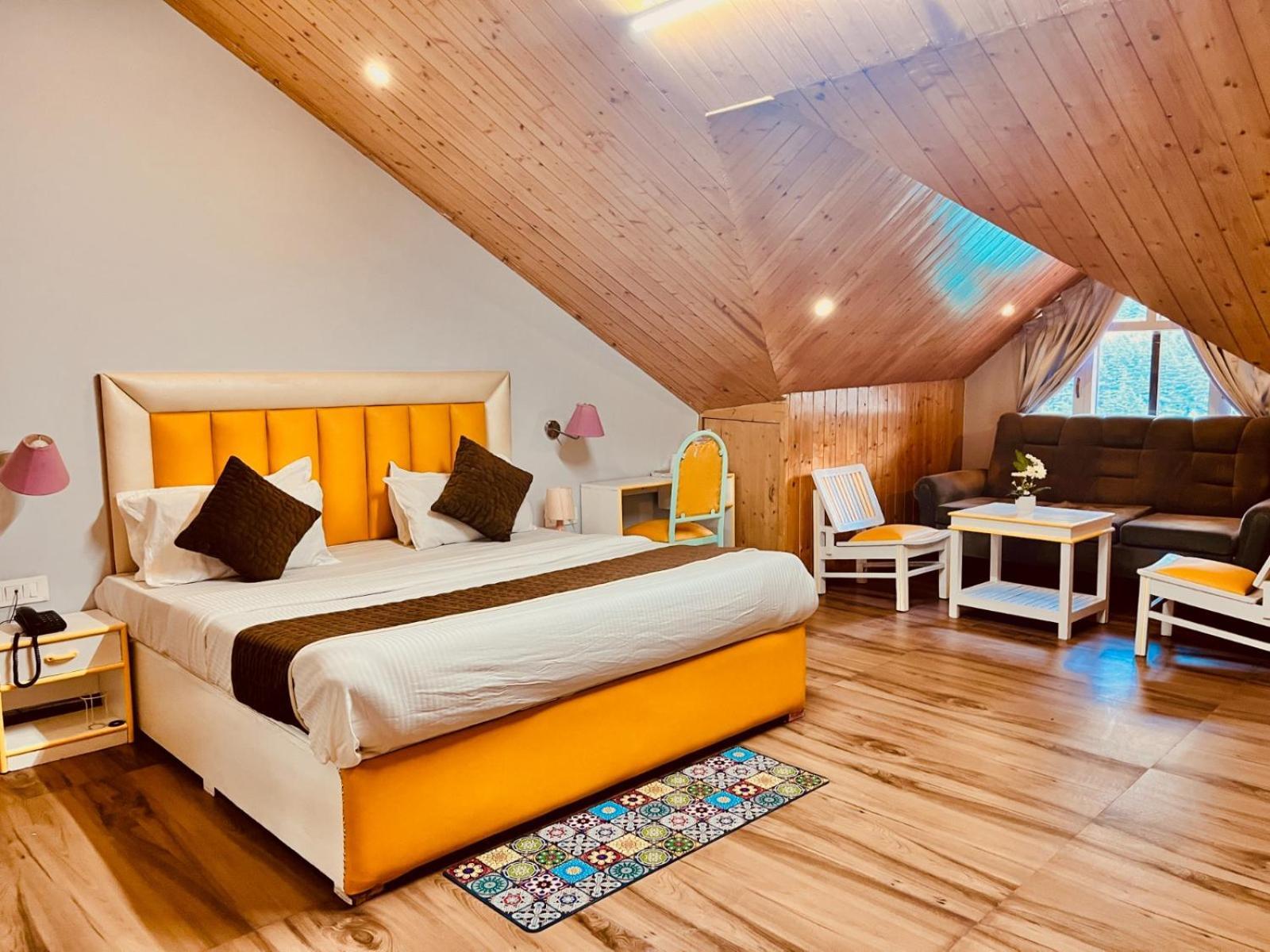 Hadimba Hill View By Hadimba Palace, Manali - Premium Room ! Family Hotel ! Parking ! Near Hadimba Temple Buitenkant foto